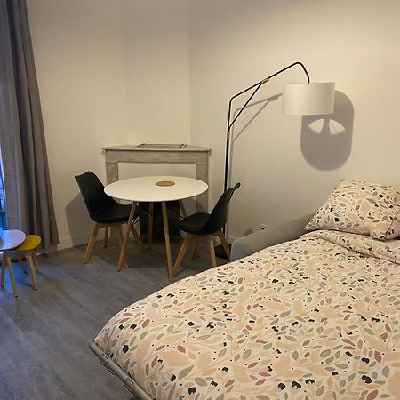 Bel Appartement T1 30M2 Centre Historique Aubagne Bagian luar foto
