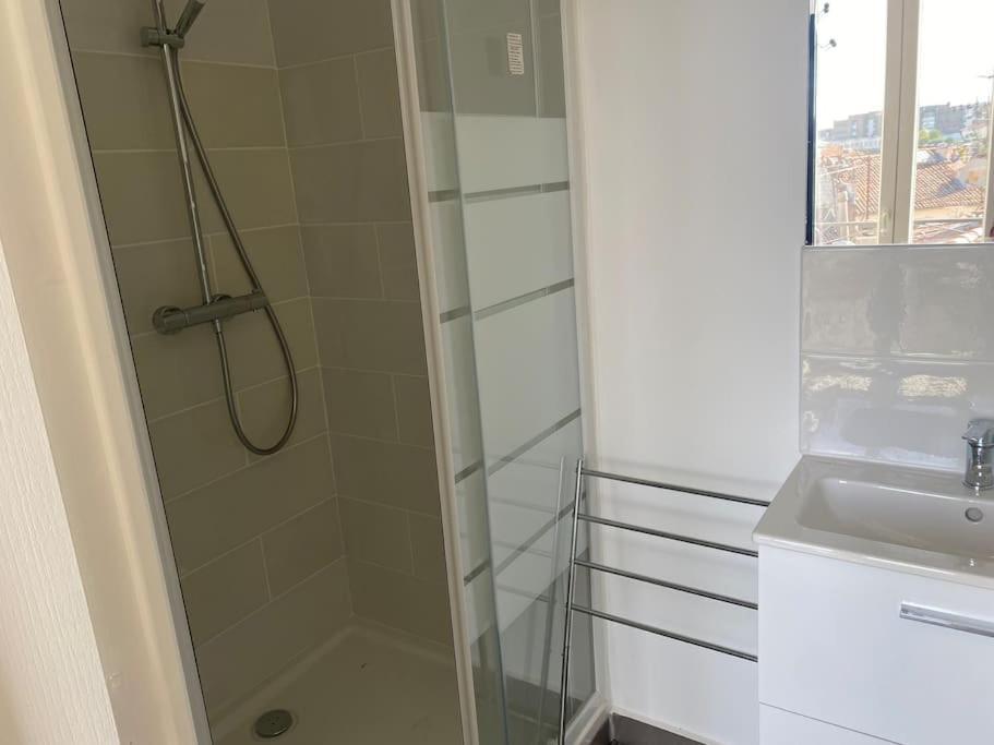 Bel Appartement T1 30M2 Centre Historique Aubagne Bagian luar foto