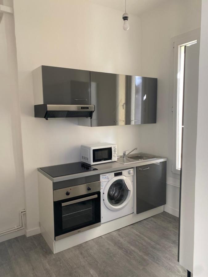 Bel Appartement T1 30M2 Centre Historique Aubagne Bagian luar foto