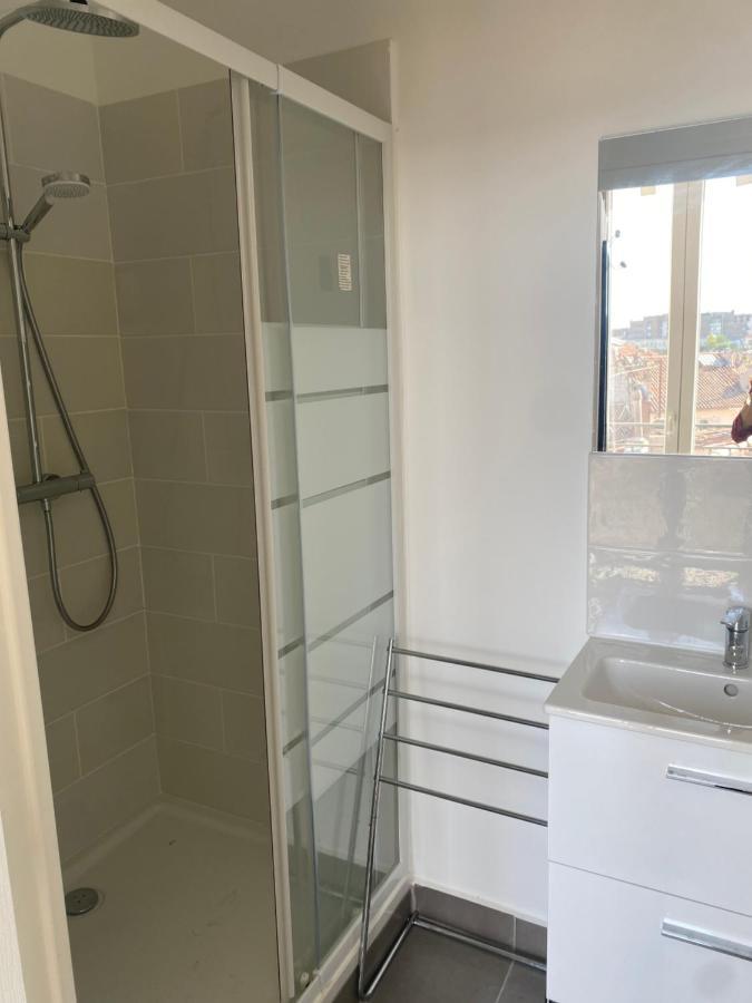 Bel Appartement T1 30M2 Centre Historique Aubagne Bagian luar foto